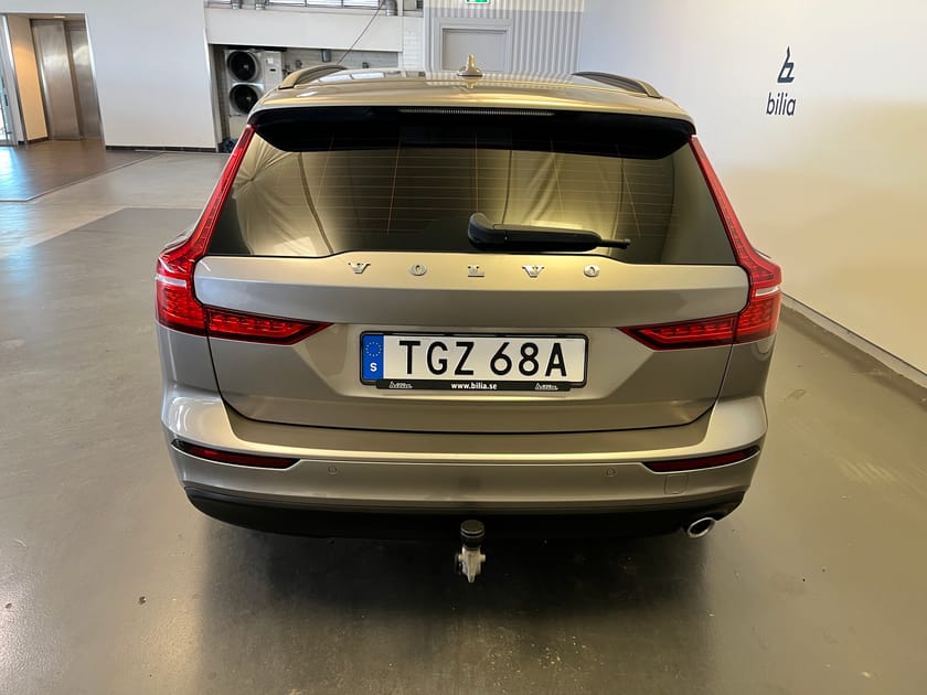 Bild 4 av Volvo V60 D3 Momentum SE II/ Dragkrok/ Navigation/ 10.000kr Tillbehör/