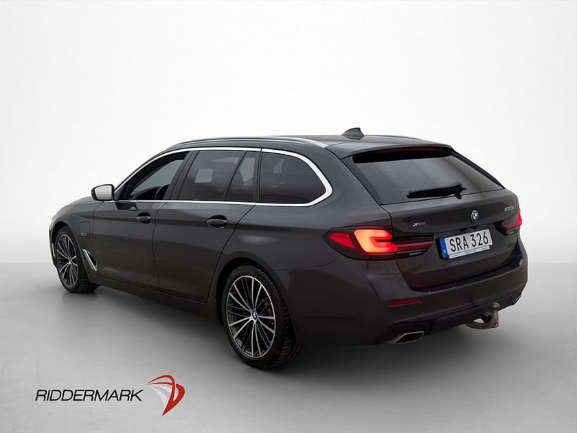 Bild 5 av BMW 530e xDrive Touring 292hk Plug-in Adaptiv-f Drag Kamera Navi