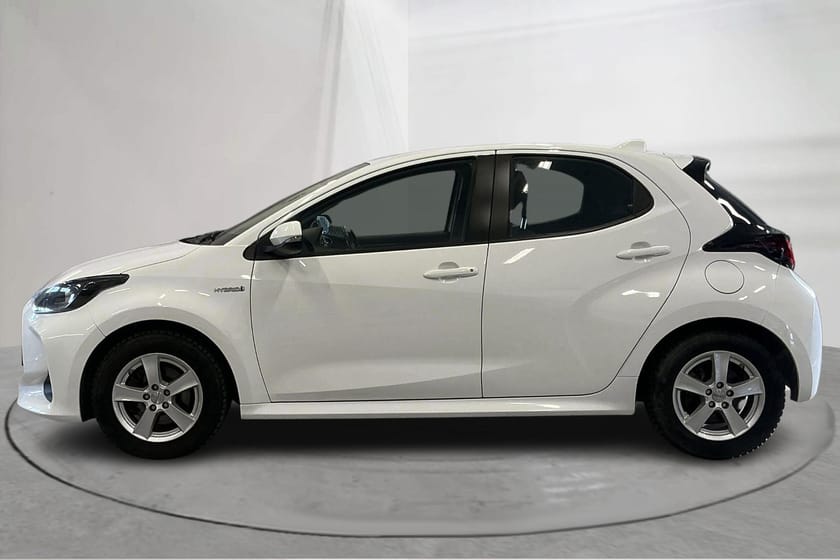 Bild 2 av Toyota Yaris Hybrid 1.5 5dr (116hk)