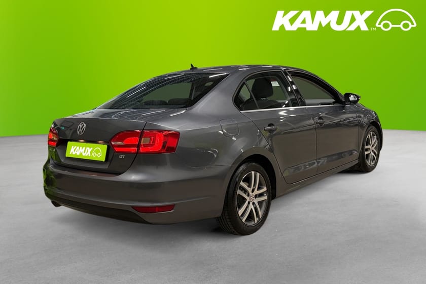 Bild 4 av Volkswagen Jetta 1.6 TDI DPF BMT Manuell 105hk