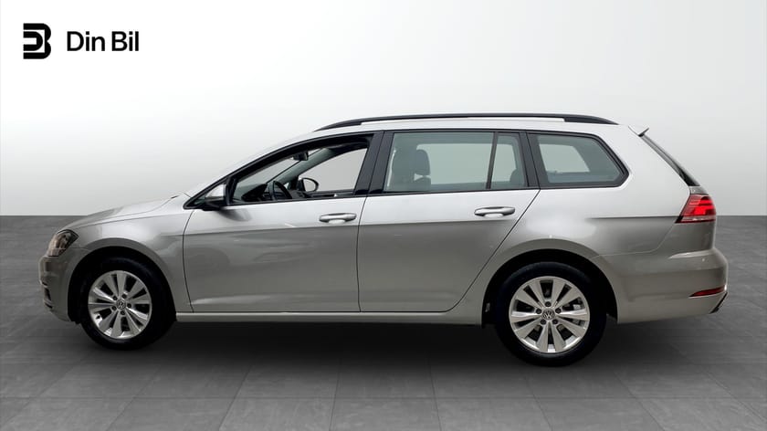 Bild 2 av Volkswagen Golf Sportscombi TSI 110 DSG/Drag/Backkamera