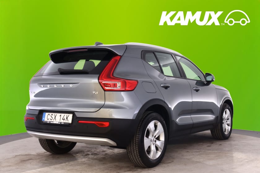 Bild 4 av Volvo XC40 T4 Momentum 190hk Drag Navi B-Kam Värmare