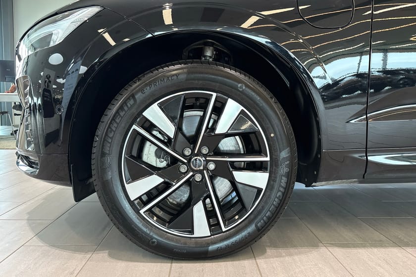 Bild 3 av Volvo XC60 T6 Plus Dark Nordic Edition H/K 360Kam