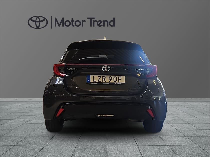 Bild 5 av Toyota Yaris Hybrid 1,5 5D STYLE BI-TONE