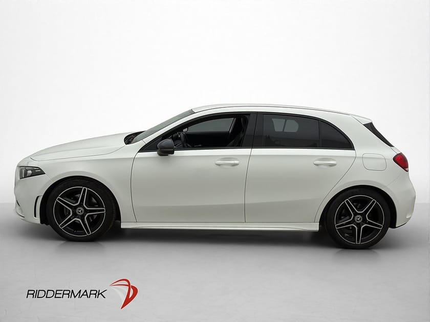Bild 4 av Mercedes-Benz A 180 136hk AMG B-Kamera Skinn/Alcantara