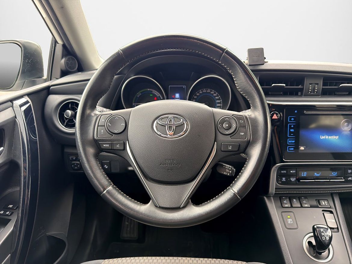 Toyota Auris Hybrid, bild 12 av 16