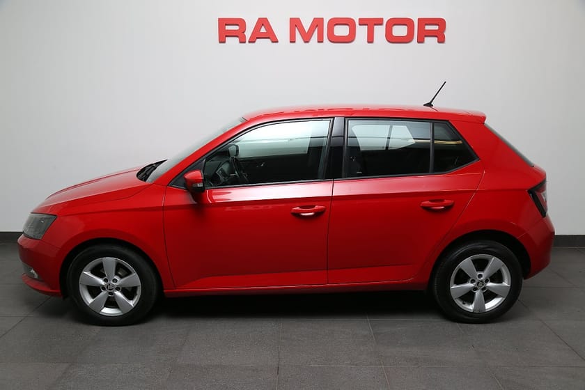 Bild 3 av Škoda Fabia Skoda 1,2 TSI 90hk Style 5d