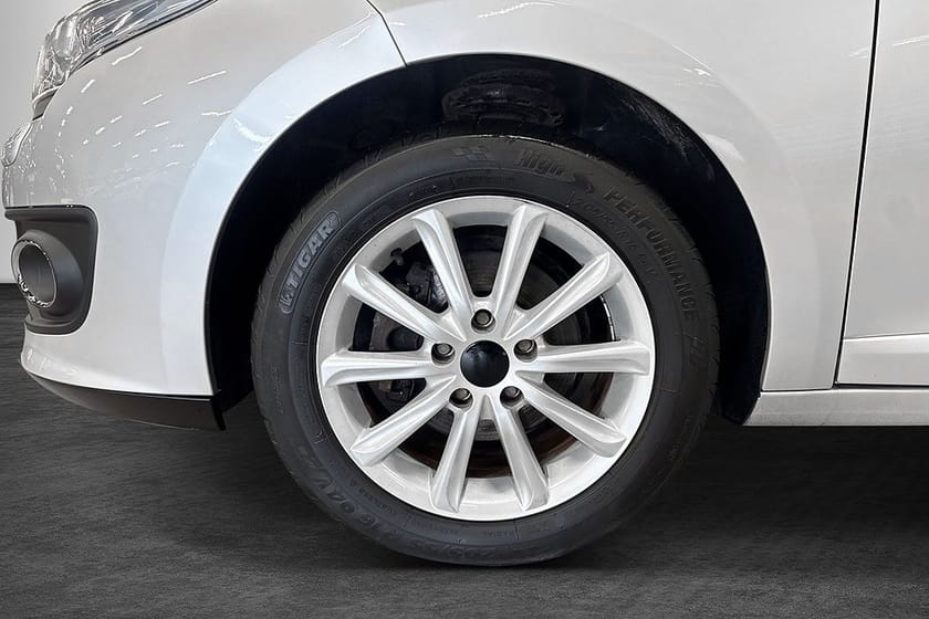 Bild 2 av Renault Mégane 1.5 dCi Euro 5 (110hk) Dragkrok Motorvärmare Lågmilare