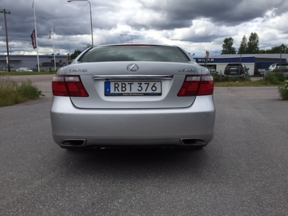 Lexus LS 460 4.6 V8 Automatic, 8-trins, 381ps, 2007