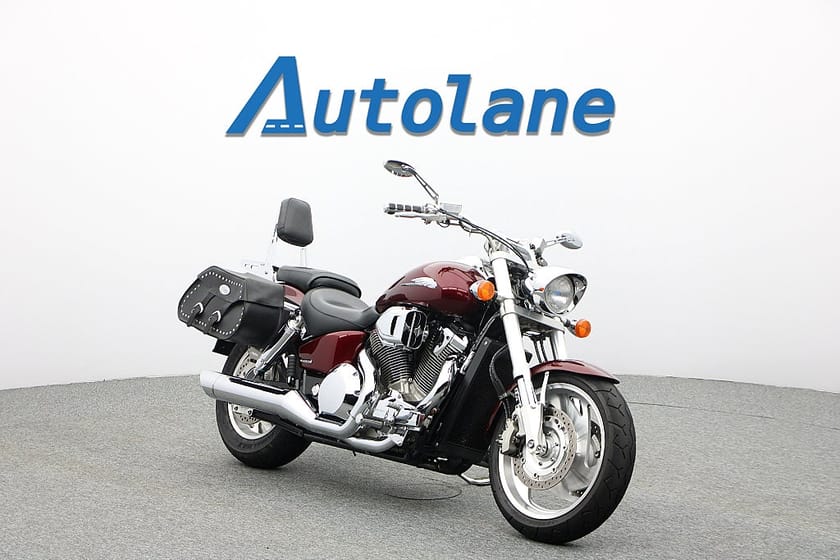 Bild 1 av Honda Powersports VTX1800C *Nyservad, Sidoväskor