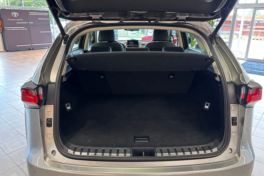 Bild 5 av Lexus NX 300h AWD Bussiness Line drag
