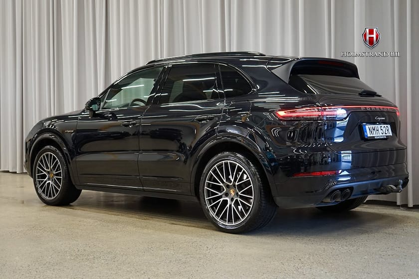 Bild 4 av Porsche Cayenne E-Hybrid Pano PASM Chrono Drag Värmare Bose 21" RS Spy