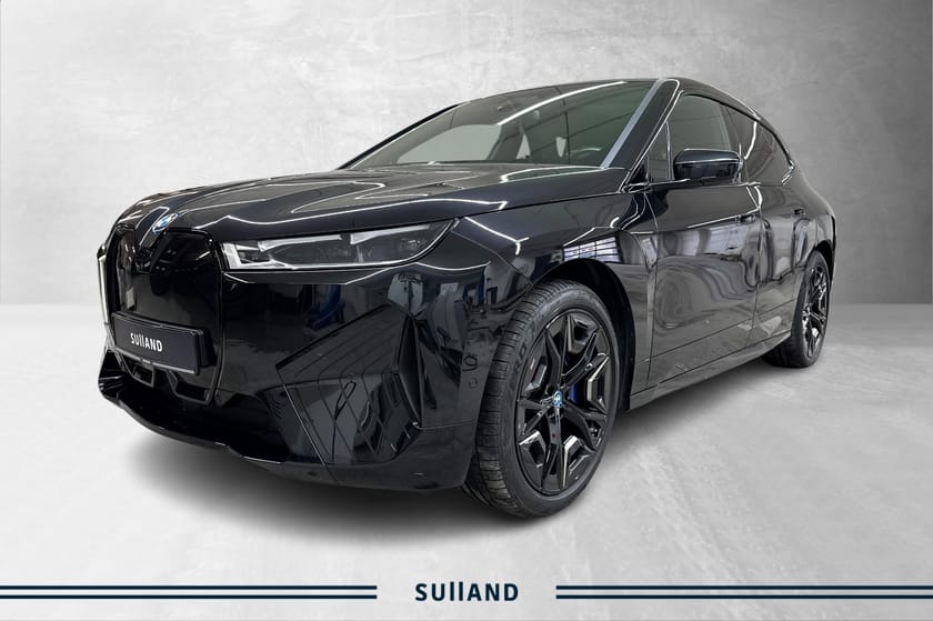 Bilde 1 av BMW iX xDrive50 Fully Charged, Luftfjæring, Multifunk.seter