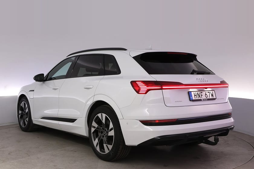 Bild 4 av Audi e-tron 55 quattro S-line Pano B&O 360 Drag AdapFart
