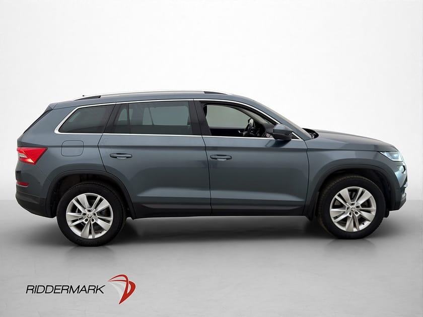 Bild 4 av Škoda Kodiaq 7-Seater Skoda 2.0 TSI 4x4 Business 7-Sits Pano Canton Drag