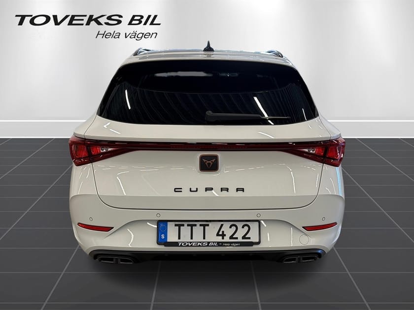 Bild 3 av CUPRA Leon Sportstourer 1.5 eTSI 150 hk DSG7 Backkamera