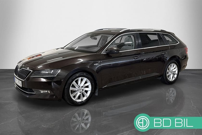 Bild 2 av Škoda Superb Kombi Skoda 2.0 TDI 4x4 190hk PANORAMA HELSKINN CANTON L&K DRAG