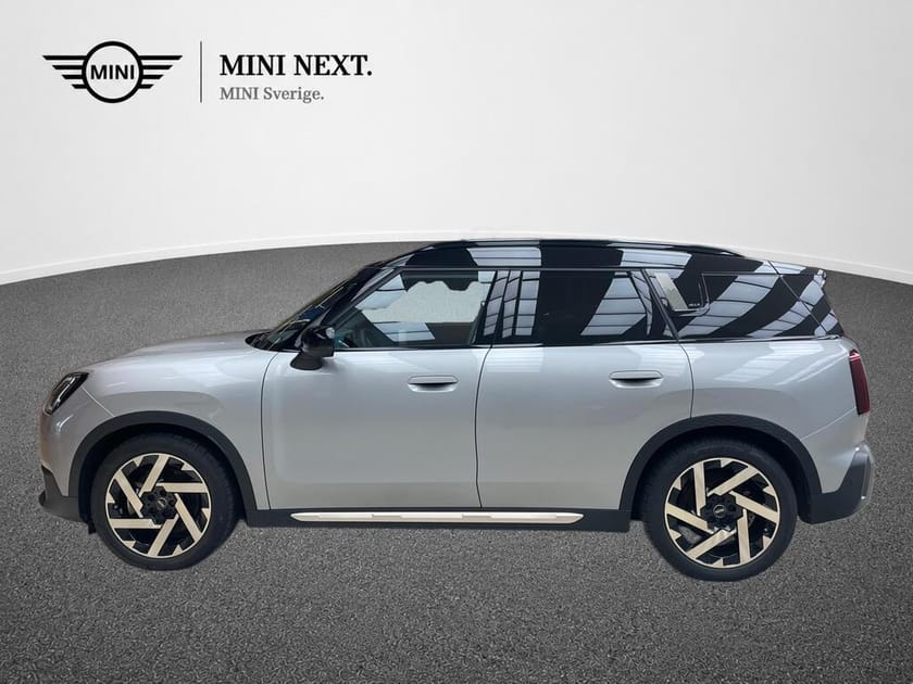 Bild 2 av MINI Countryman SE ALL4 Favoured Trim, Paket M, v-hjul inkl!