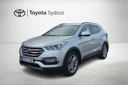 Hyundai Santa Fe 360°-kamera, helskinnsinredning, parkeringssensorer fram och bak, ventilerade och uppvärmda stolar fram