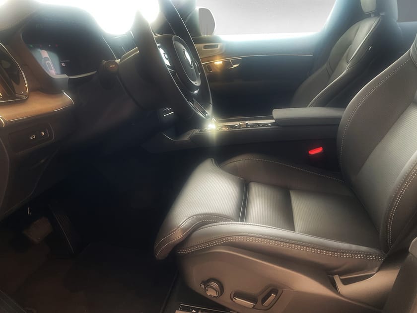 Bild 4 av Volvo XC90 T8 Ultra Dark Lagerbil för omg leverans