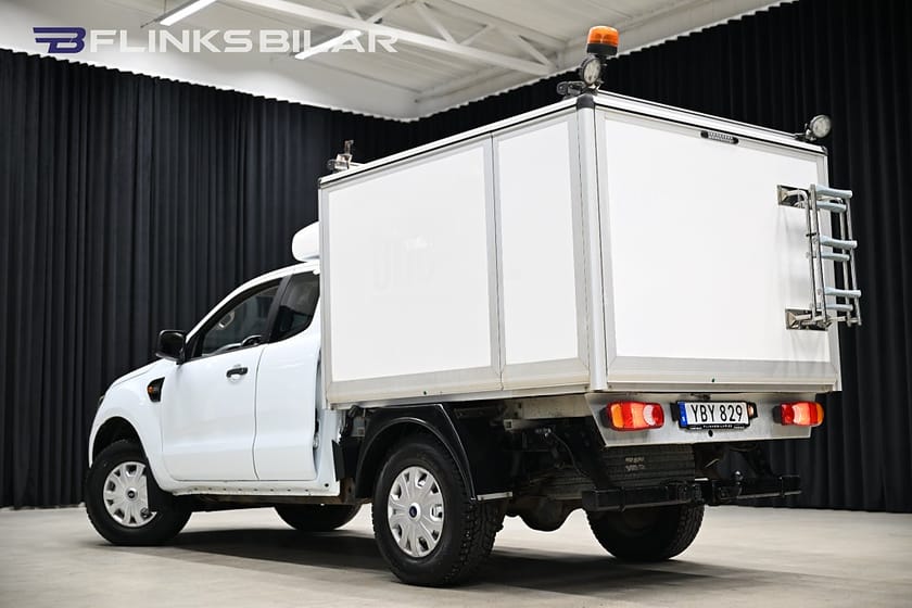Bild 3 av Ford Ranger SuperCab 2.2 TDCi 160HK Servicebil|Kåpa|V-Inredd|Inverter|SeUtr!