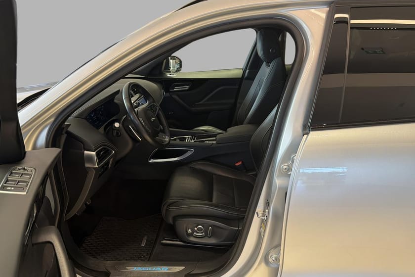 Bilde 5 av Jaguar F-Pace 25t AWD