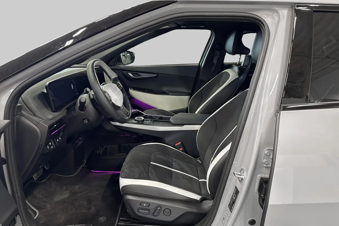 picture of a car
