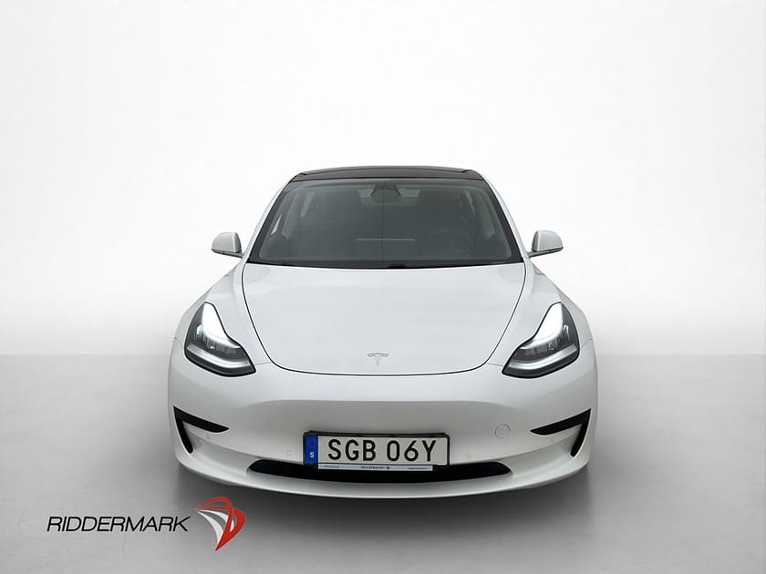 Bild 3 av Tesla Model 3 Standard Range Plus Pano Förklimat Svensksåld