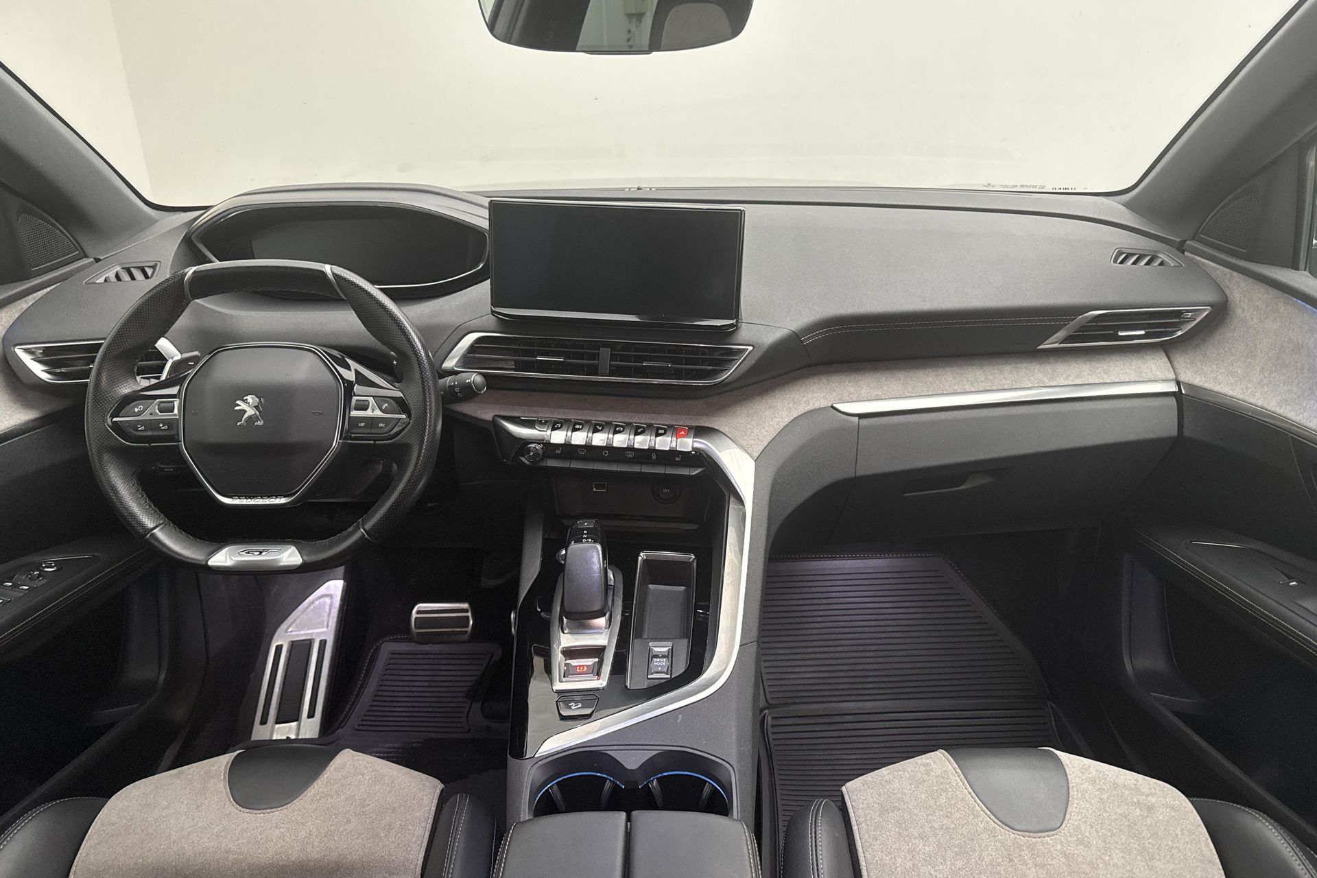 Peugeot 3008 1.6 300 2021, bild 7/10