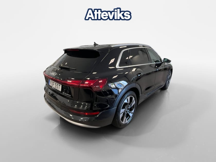 Bild 3 av Audi e-tron 55 quattro 408hk Proline *Elstolar  fram/Drag/Kame