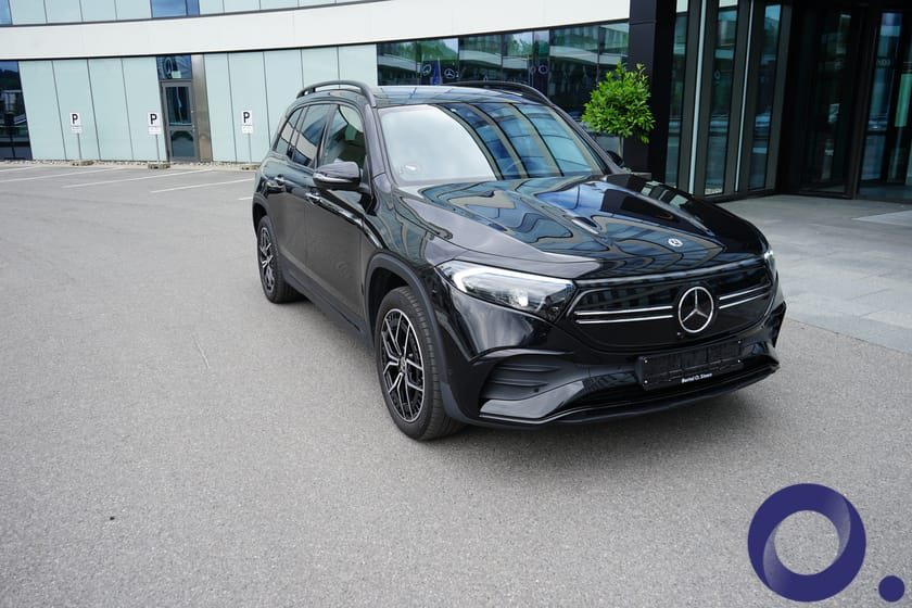 Bilde 4 av Mercedes-Benz EQB 300 4MATIC AMG spesielt velutstyrt / 7 seter