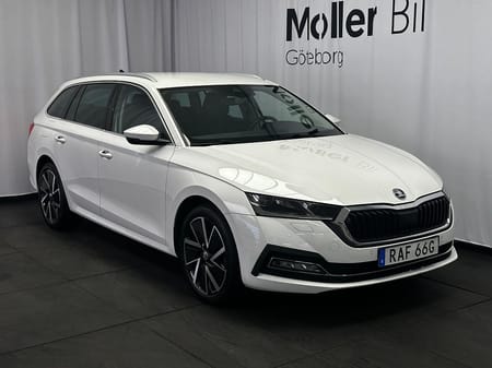 Škoda Octavia Kombi Skoda style 2,0 TDI 150 HK Drag/Värmare/Carplay/18"