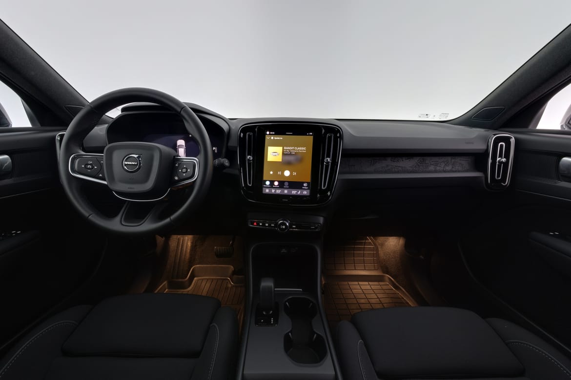 Volvo EX40 2025 - miniatyr 8