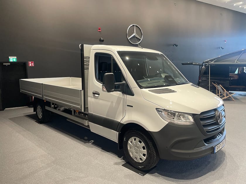 Bild 4 av Mercedes-Benz eSprinter 420 Chassi 81 kWh 113 FLAK! - Kampanj OMGÅNDE LEVERANS!