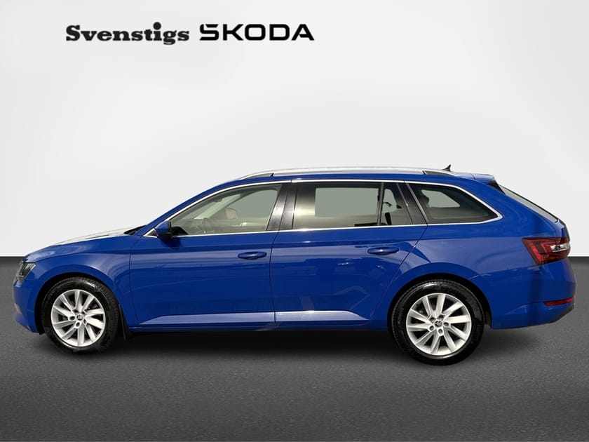 Bild 4 av Škoda Superb Kombi Combi Style 2.0 TDI 4x4 190 hk DSG, Drag Backamera