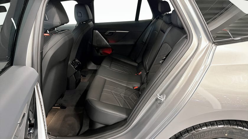 Bild 5 av BMW i5 xDrive40 Touring M Sport H/K Drag Rattvärme Tonade