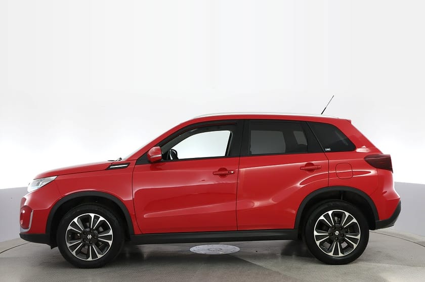 Bild 2 av Suzuki Vitara HEV AllGrip 1.5 115hk AWD Inclusive B-Kamera Navi Skinn MOMS