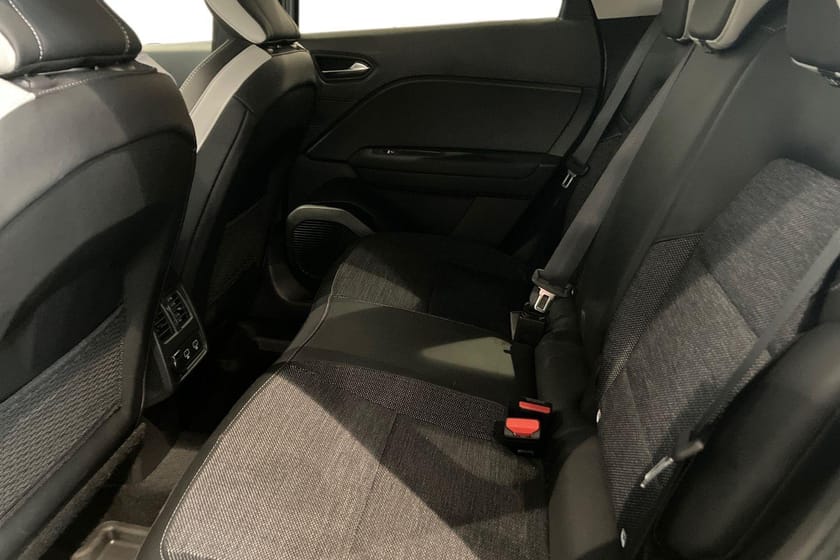 Bild 5 av Renault Captur E-TECH Plugin-Hybrid 160 Techno