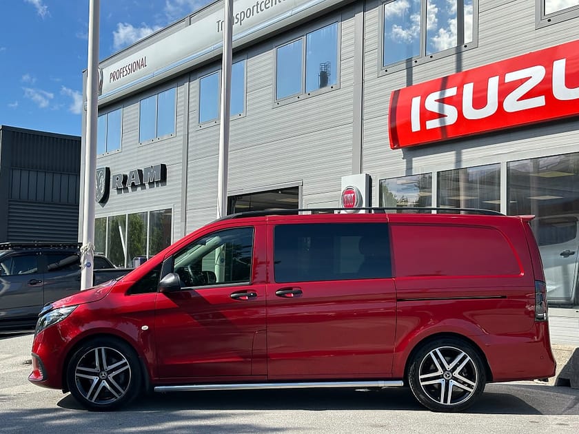Bild 3 av Mercedes-Benz Vito Tourer 124 CDI 4x4 3.1t Mixto | 5-sits | Värme skåpet | Helskinn