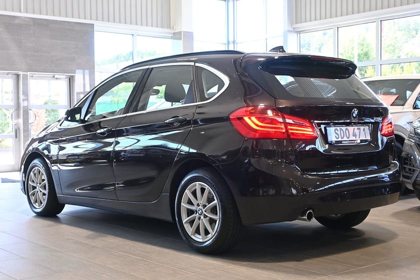 Bild 3 av BMW 218d Active Tourer 150hk Aut Drag HiFi