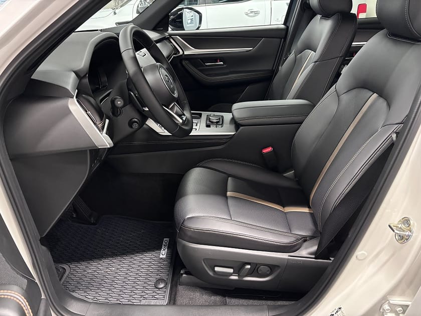 Bild 5 av Mazda CX-60 PHEV 327hk Homura, Conv & Sound, Akustikrutor fram 2026