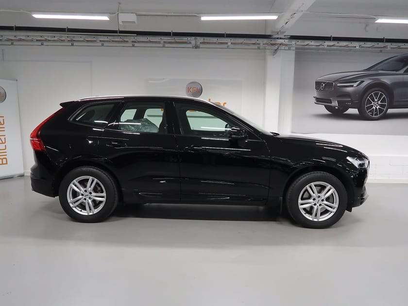 Bild 5 av Volvo XC60 D4 V-Däck ingår Drag-Pano-Motorvärmare-CarPlay-VoC-Pilo