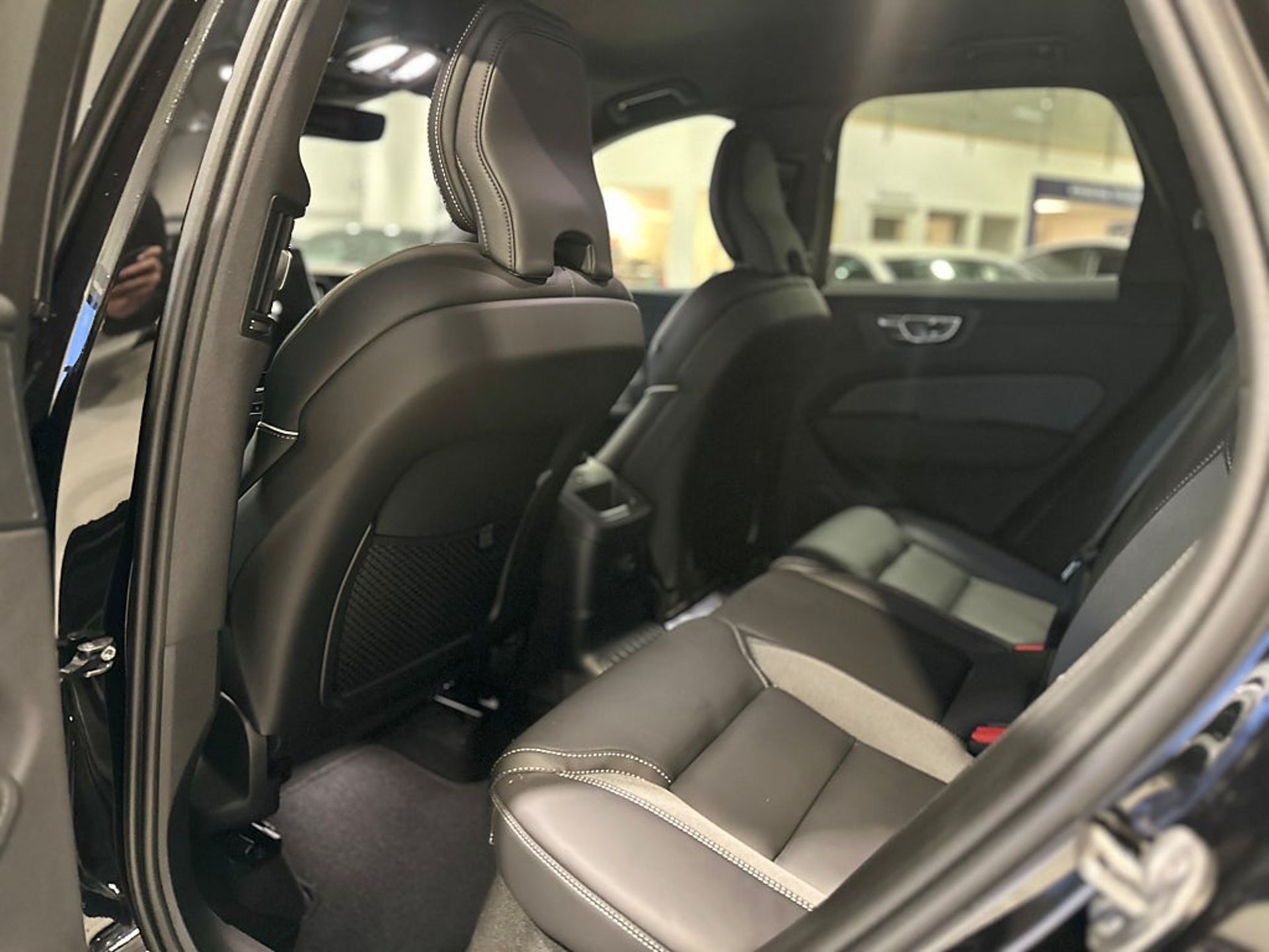 Volvo XC60 2027, bild 7/10