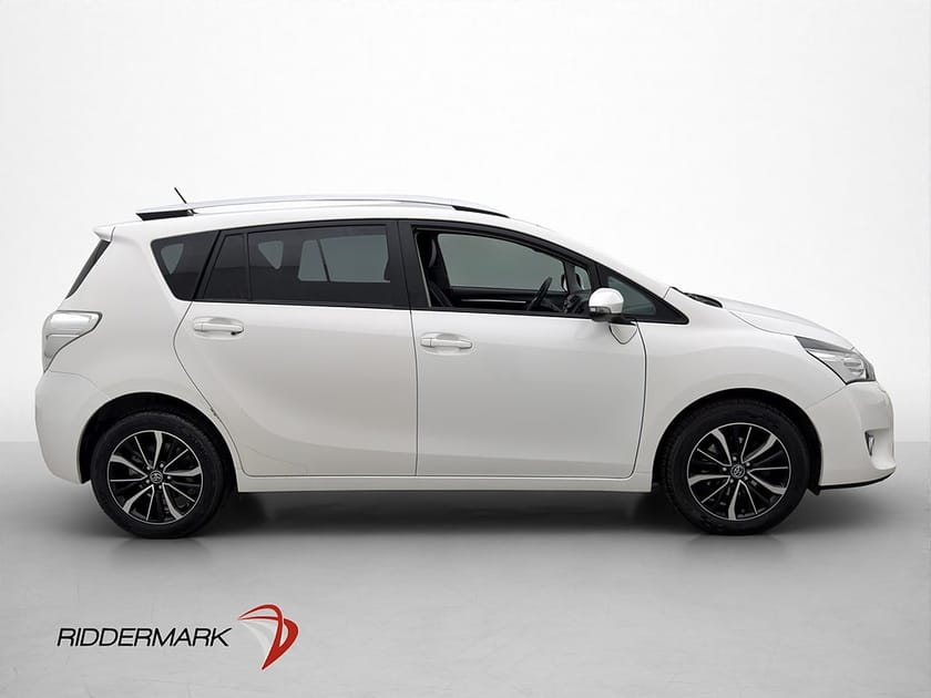 Bild 4 av Toyota Verso 1.8 147hk Intense Edt 7-Sits Kamera Halvskinn