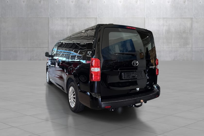 Bilde 3 av Toyota Proace L2 2 skyvedører 2.0 Diesel 144 Automat Comfort