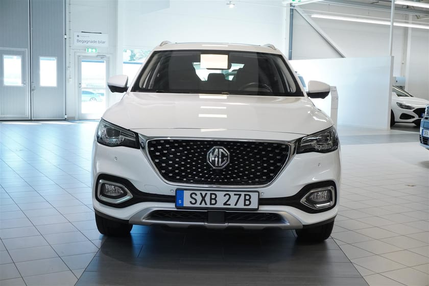 Bild 4 av MG EHS PHEV Luxury Pano Kamera El Stol