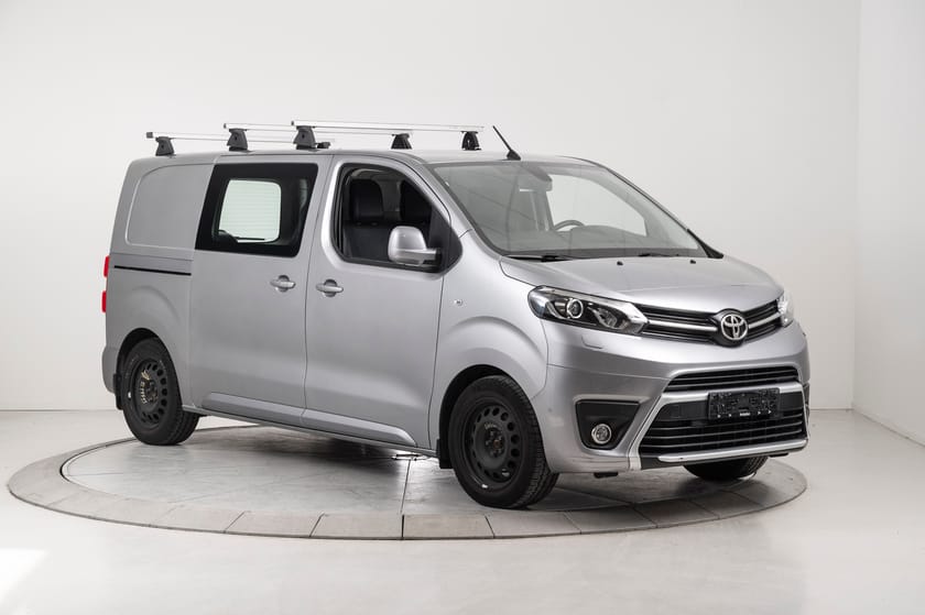 Bilde 2 av Toyota Proace 2020 1,5 D 122 L1H1 Auksjon! Les tekst!