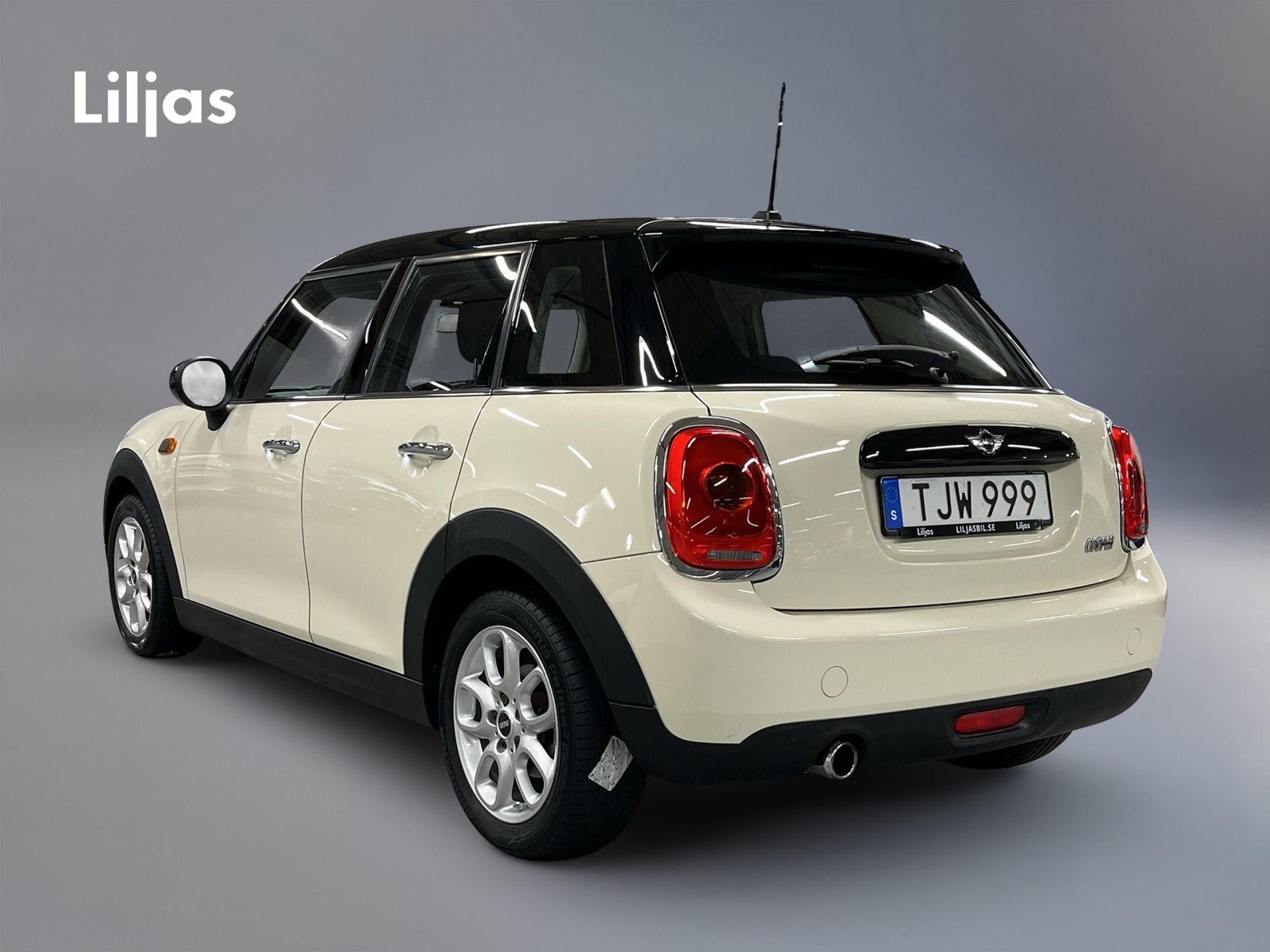 MINI Cooper Automat 5-d 136hk 2017, bild 3/8