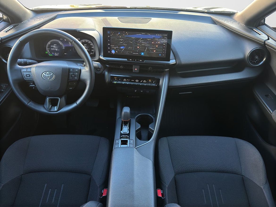 Toyota C-HR PHEV, bild 11 av 23