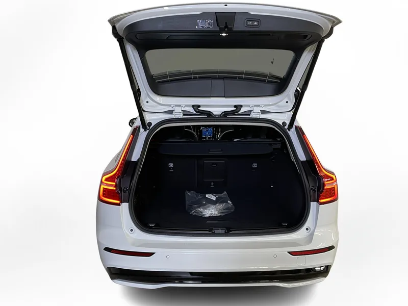 Bild 6 av 12 – Volvo V60 T6 Plus Dark Nordic Edition Plus Nordic Edition